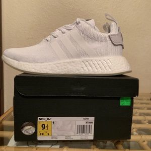 Adidas NMD R2 ALL WHITE, (RARE) size 9.5